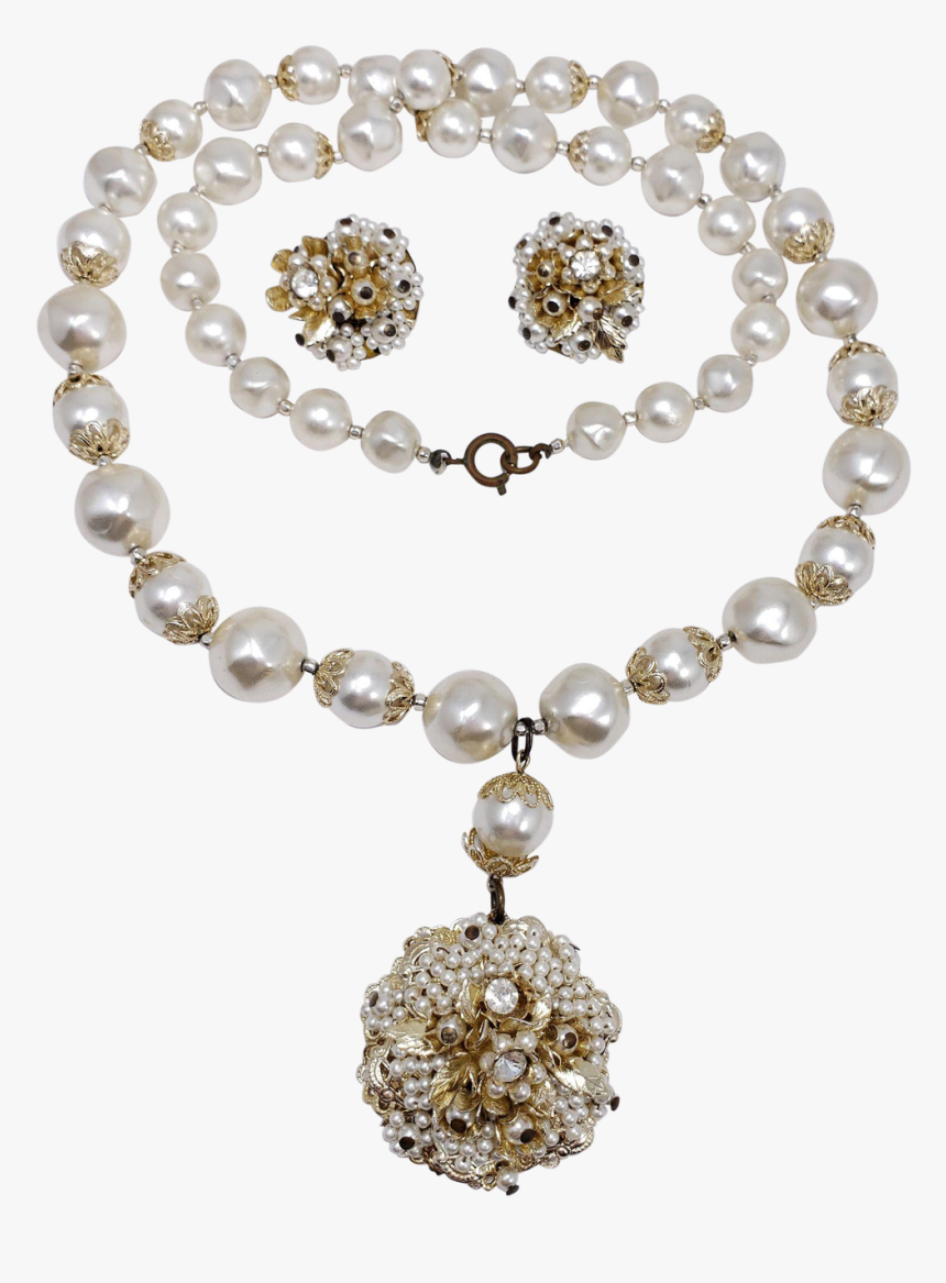 Japan Graduated Faux Pearl Necklace And Cluster Clip - Bracelet, HD Png Download, Free Download