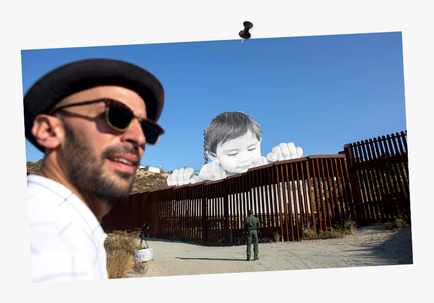 Jr Places Giant Baby At U - Giant Portrait Of Toddler Peers Over Us Mexico Border, HD Png Download, Free Download