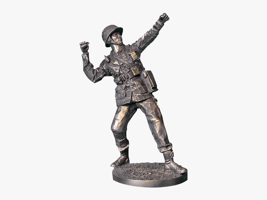 Grenade Toss Wwii Soldier Statue - Army Statues, HD Png Download, Free Download