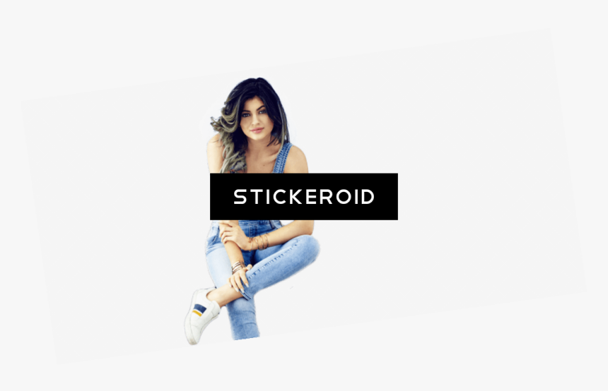 Kylie Jenner Sitting Jeans - Photo Shoot, HD Png Download, Free Download