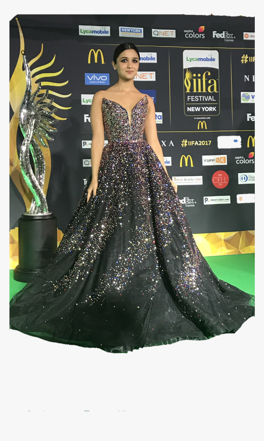 Alia Bhatt Attends Iifa Rocks 2017 Event - 18th Iifa Awards 2017, HD Png Download, Free Download