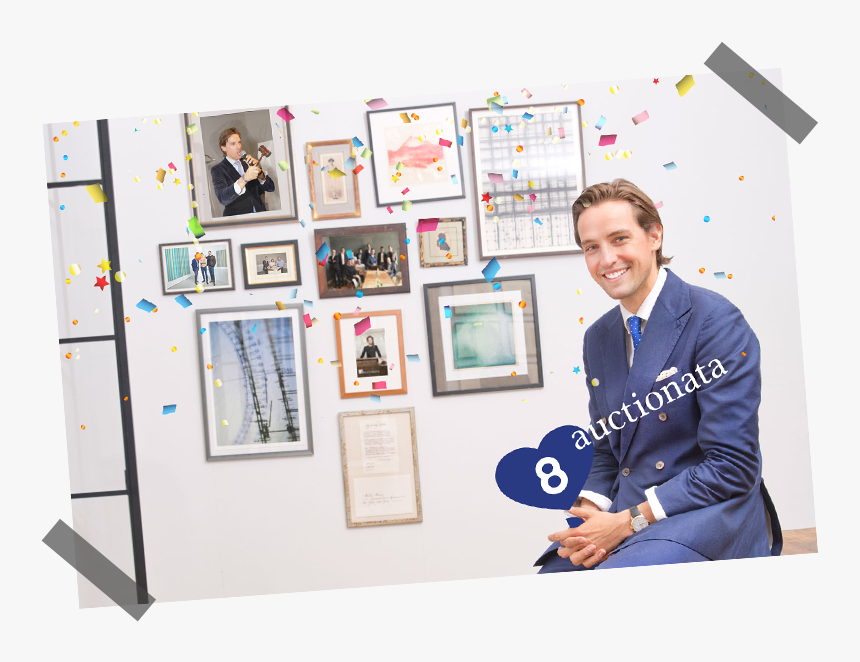 Auctionata Auctioneer In Studio Nicola Ransom - Paddle8 Auction, HD Png Download, Free Download