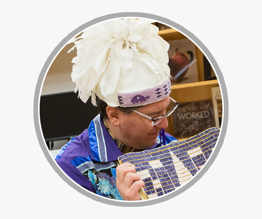 Perry Gordon Tells A Visitor About Wampum - Wall Clock, HD Png Download, Free Download